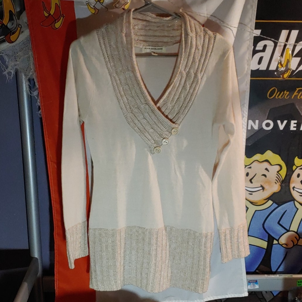 poof excellence cream knit tunic v-neck sweater